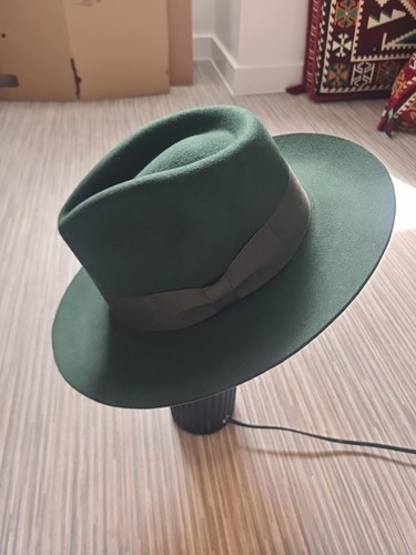 Fedora hat wide - stiff, brim