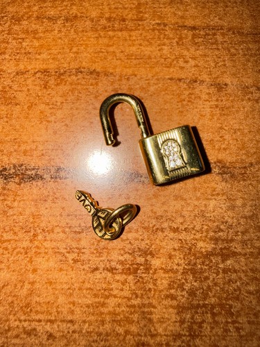 Authenic pandora lock and key - pandora,