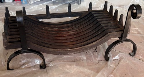 Large cast iron - iron, swans
