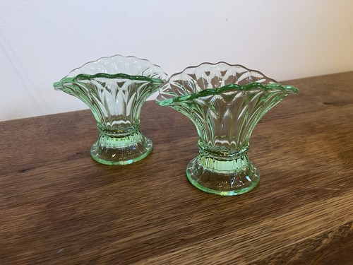 Pair green bagley posy - of,