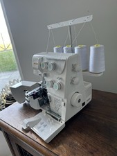 Janome 8002DG Overlocker