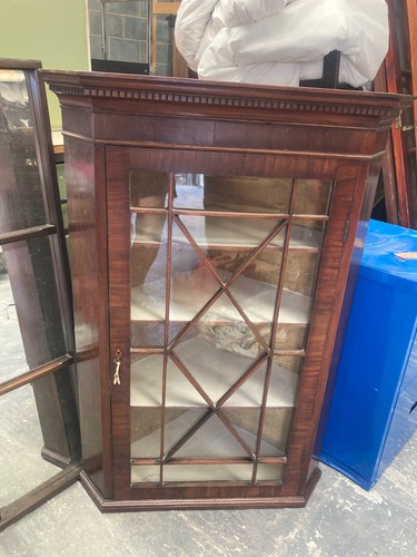 Wooden corner display cabinet - corner,