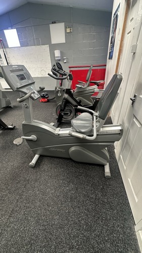 Life fitness 95ri recumbent - fitness,