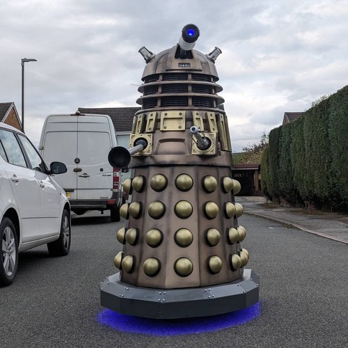 Doctor who full size - who, dalek