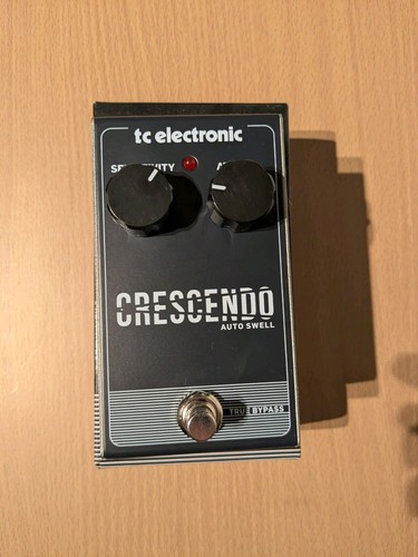 Electronic crescendo auto - crescendo,