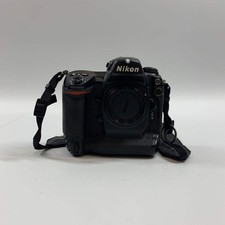 Nikon D2xs 12.4MP Digital SLR