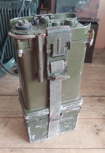 Larkspur army military radio - army,