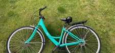 Women’s Hybrid Bike