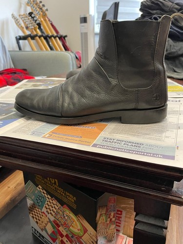 Martens chelsea boots 10 - dr,