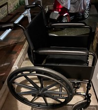 Aidapt Deluxe Self-Propelled