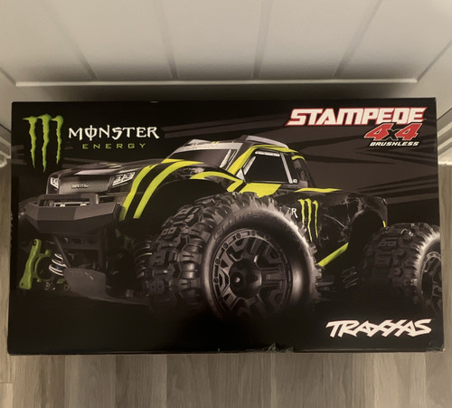 Unopened traxxas stampede - unopened,
