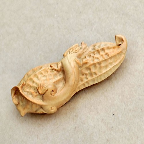 Z1132 hand carved boxwood - 2",