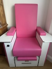 Rem Luxury Pedicure Chair