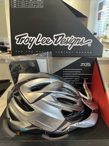 Troy lee designs - lee, helmet