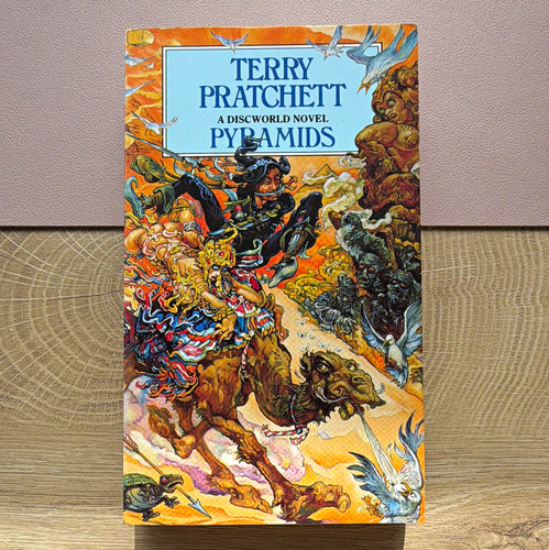 Terry pratchett pyramids - terry,