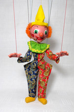 Vintage Pelham Puppet SM " CLOWN " in good condition with box.