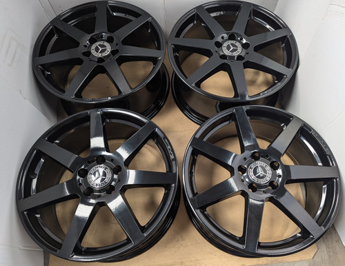 Genuine black mercedes - 4x, amg