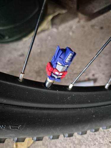Transformer optimus prime - optimus,