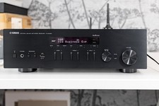 Yamaha R N 402 D - Natural