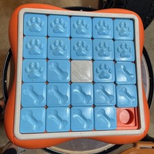 Nina Ottosson Challenge Slider Interactive Treat Puzzle Dog Toy, Advanced GUC