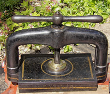 ANTIQUE CAST IRON COPYING PRESS / BOOK PRESS