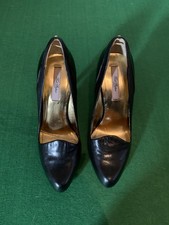 Ted Baker London Black Close