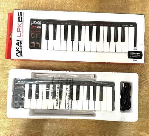 Akai lpk25 laptop - akai,