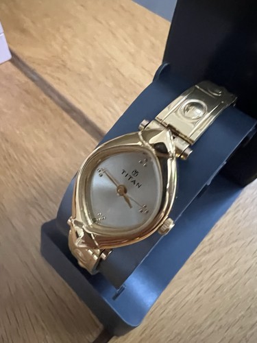 Titan women watch - women’s,