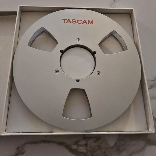 Silvery tascam 1 2 - tascam, 1/2