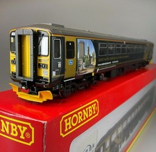 Boxed Hornby R2866 Class 153 Single Car DMU Wessex 153382 + Lights OO Gauge