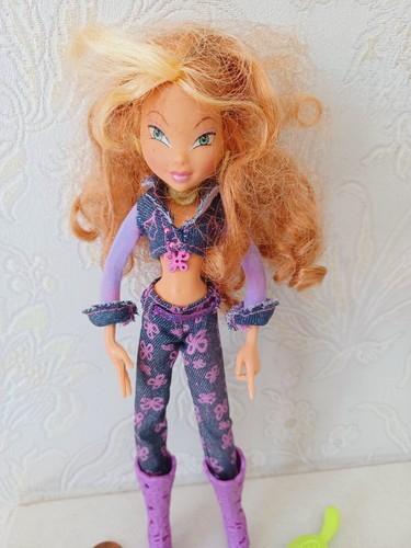 Winx club denim flora doll - winx,