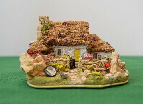 Lilliput lane cottages - lilliput, iechyd