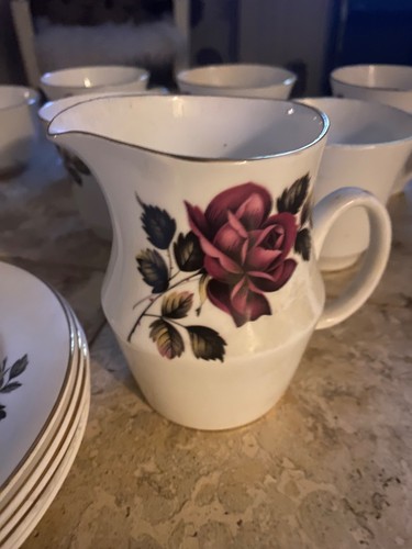 Royal grafton red - rose, tea