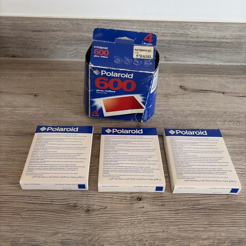 Polaroid type 600 - x3,