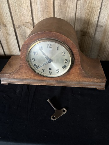Vintage mantlel clock - mantlel,