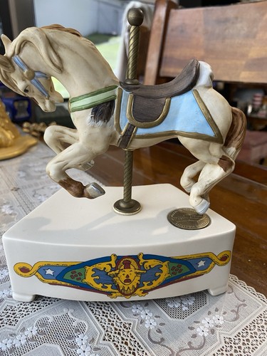 Willitts music box - music, carousel