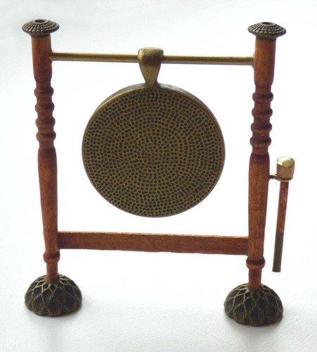 Dolls house miniature - 1/12,
