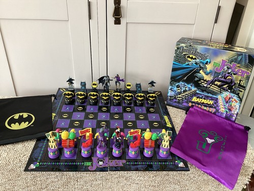 Batman chess set - chess, dark