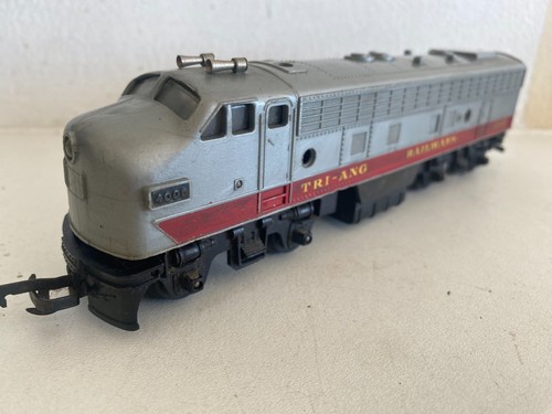 Triang r57 silver red - silver, &