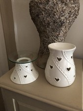 2 X YANKEE CANDLE Medium Sized