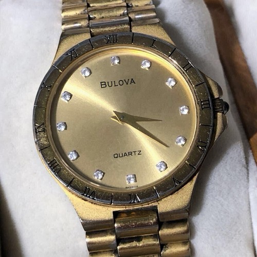 Bulova 12p quartz - /,