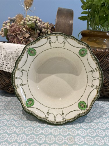 Antique royal doulton - royal,