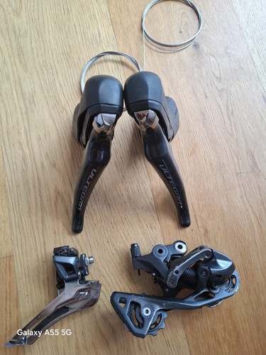 Shimano ultegra r8020 shifters - shimano,