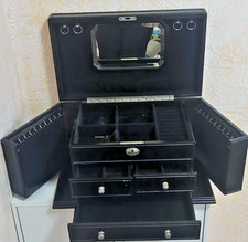 Large Black Lacquer Jewelry