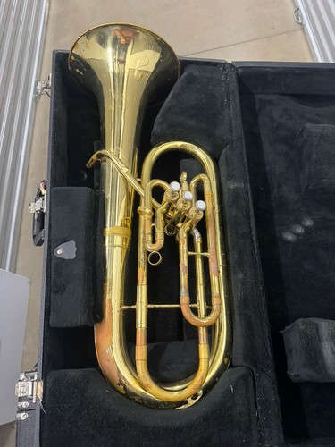 King 627 baritone horn upright - king,