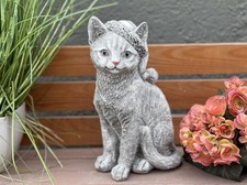Stone figure cat with sleeping cap frost-proof height 30 cm, approx. 5.6 kg, cast stone