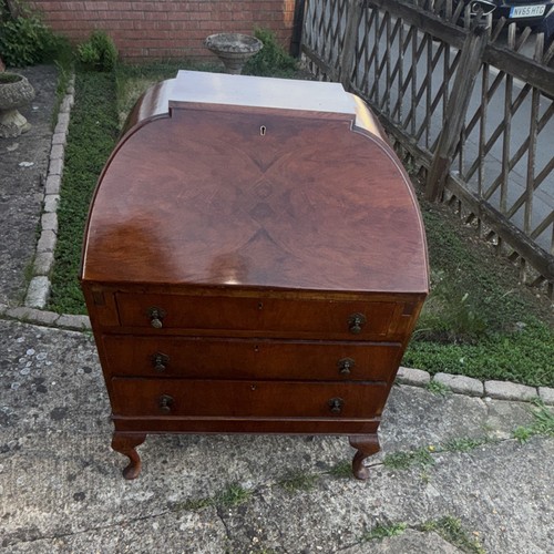1930 bureau desk