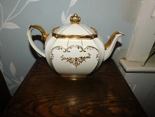 VINTAGE GILDED CUBE TEAPOT
