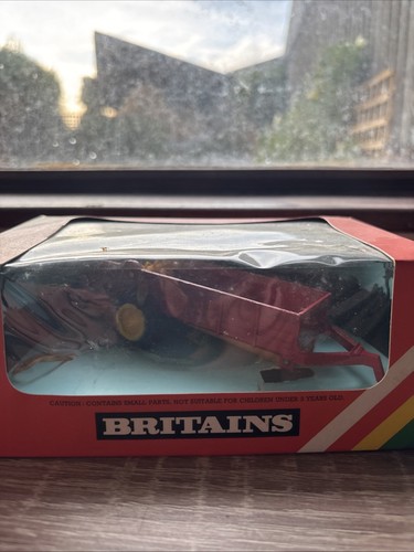 Britains farm 9540 model - ,