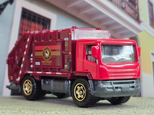Matchbox garbage king - '25,